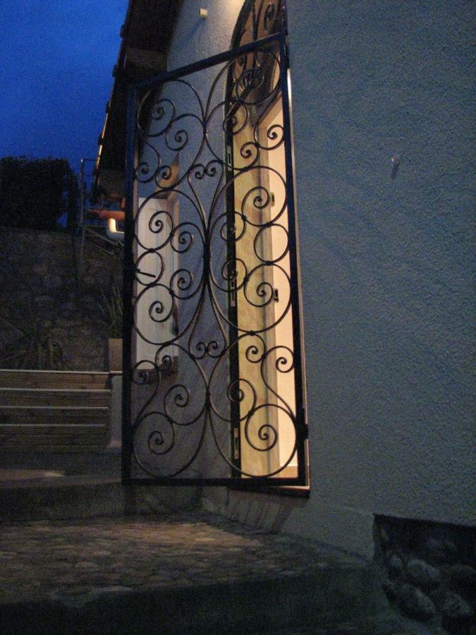 Sarl L'Alzina Villa แวร์เนต์-เลส์-บานส์ ภายนอก รูปภาพ